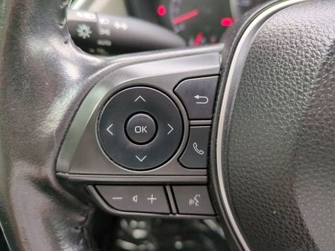 Used 2022 Toyota Corolla Cross LE FWD image 23