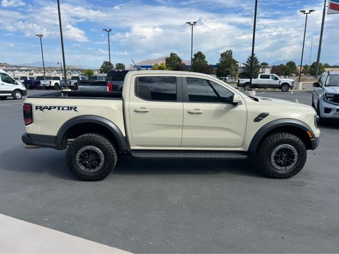 Used 2025 Ford Ranger Raptor AWD/4WD image 6