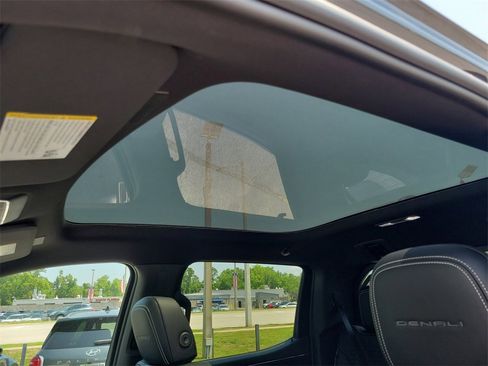 New 2025 GMC Sierra EV Denali image 27