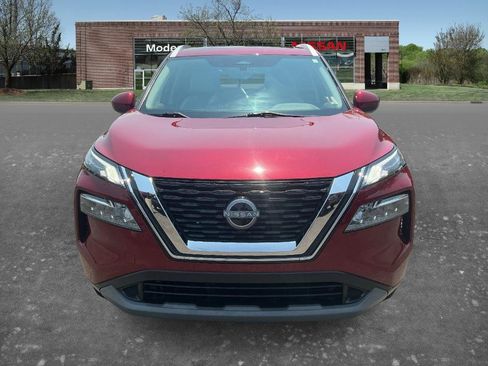 Certified 2023 Nissan Rogue SV w/ SV Premium B Package FWD image 6