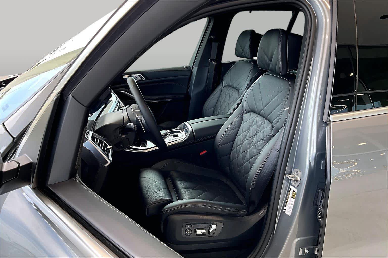 Used 2026 BMW X5 sDrive40i RWD image 7