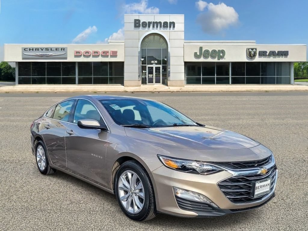 Used 2024 Chevrolet Malibu LT FWD image 7