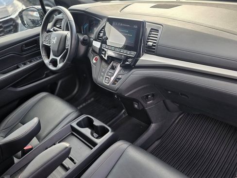 Used 2023 Honda Odyssey Sport image 8