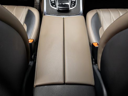 Used 2020 Mercedes-Benz G 550 image 30