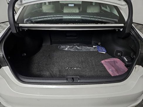 Certified 2025 Lexus ES 350 w/ Premium Package image 31