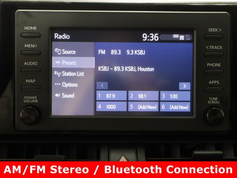 Used 2019 Toyota RAV4 LE image 17