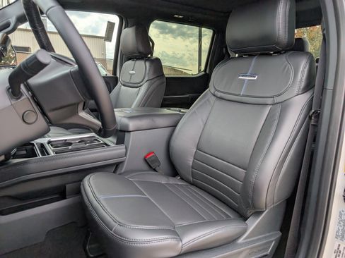 New 2026 Ford F250 Platinum w/ Tremor Off-Road Package image 24