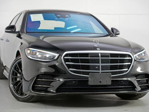 Used 2023 Mercedes-Benz S 500 4MATIC image 4