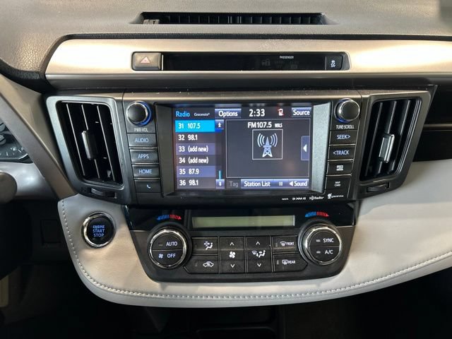 Used 2016 Toyota RAV4 Limited AWD/4WD image 4