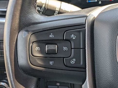 Used 2022 GMC Yukon Denali w/ Advanced Technology Package AWD/4WD image 29