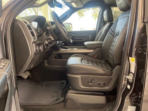 New 2022 RAM 2500 Big Horn w/ Level C Equiment Group image 5