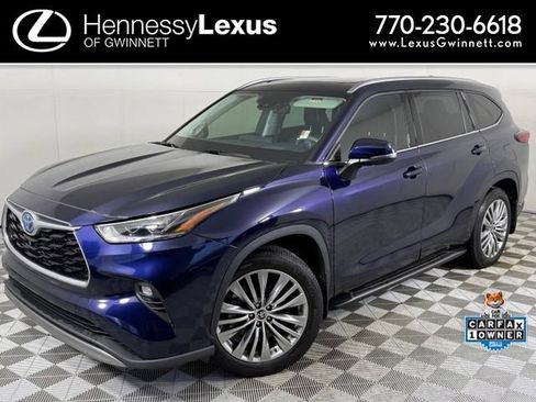 Used 2022 Toyota Highlander Platinum AWD/4WD image 1