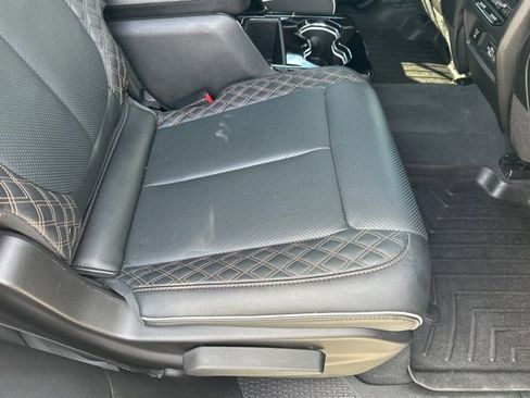 Used 2025 Jeep Grand Cherokee L Summit w/ Obsidian Package image 20