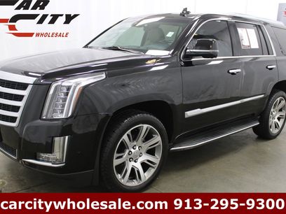 Used 2019 Cadillac Escalade Luxury