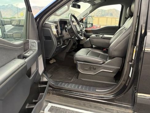 Used 2023 Ford F350 Lariat w/ FX4 Off-Road Package AWD/4WD image 26