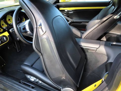 Used 2015 Porsche 911 Turbo S AWD/4WD image 30