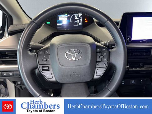 Used 2023 Toyota Prius LE AWD/4WD image 19