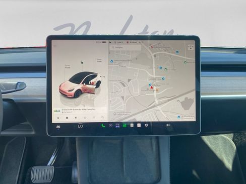 Used 2022 Tesla Model Y Long Range AWD/4WD image 20