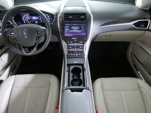 Used 2016 Lincoln MKZ w/ Equipment Group 300A Reserve image 10