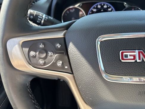 Used 2023 GMC Terrain Denali w/ Denali Premium Package AWD/4WD image 17