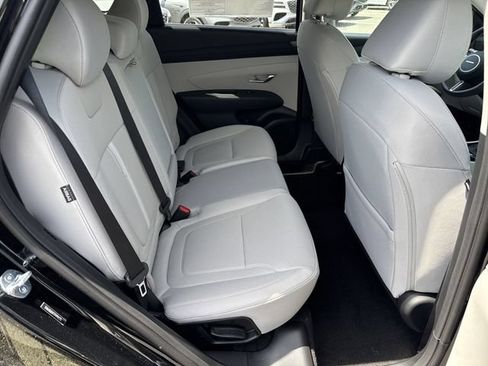 New 2026 Hyundai Tucson SEL FWD image 17