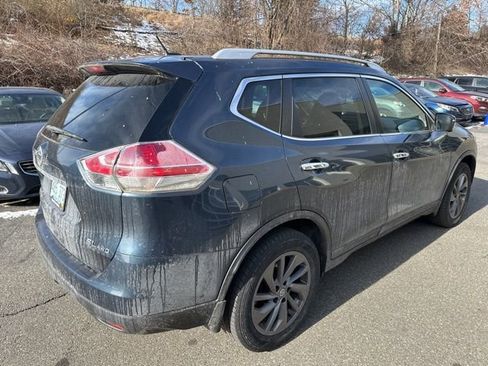 Used 2016 Nissan Rogue SL w/ SL Premium Package image 4