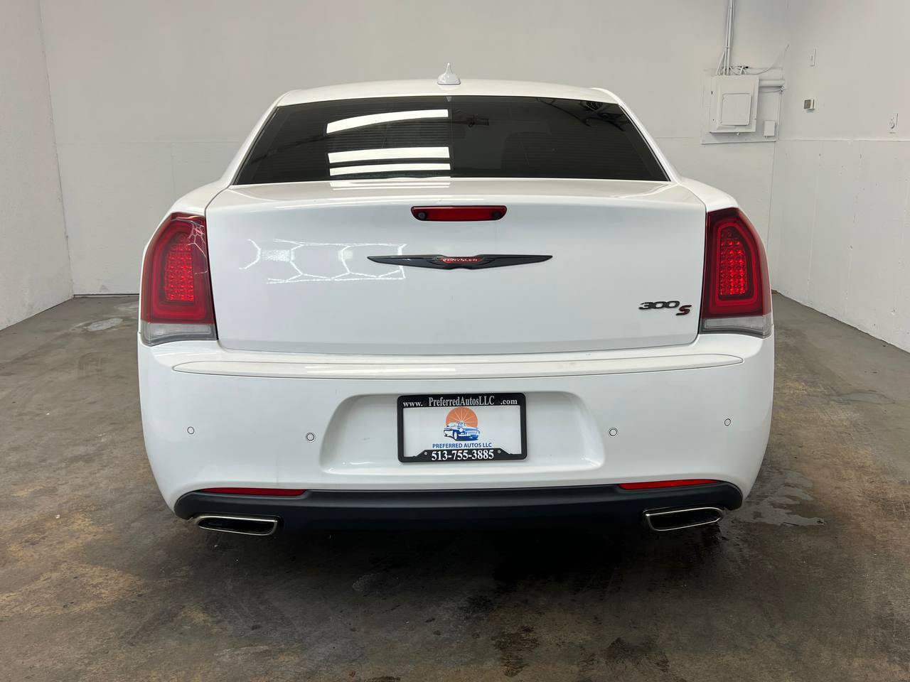 Used 2021 Chrysler 300 S RWD image 4
