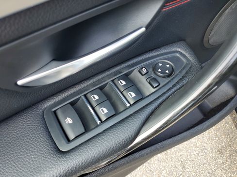 Used 2018 BMW 430i Convertible image 13