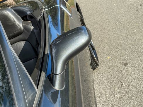 Used 2013 Chevrolet Corvette Convertible image 19