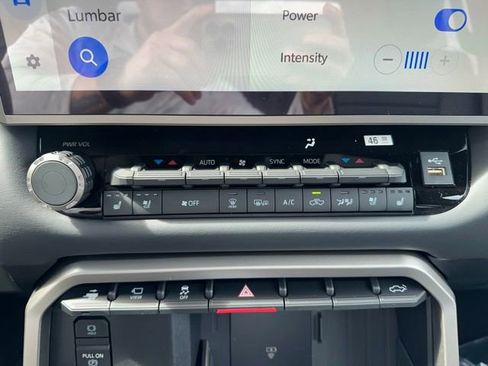 New 2026 Toyota Tundra Platinum AWD/4WD image 17