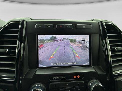 Used 2020 Ford F250 Lariat w/ Lariat Ultimate Package AWD/4WD image 26