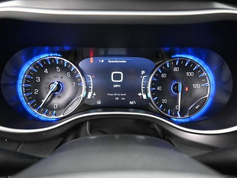 New 2026 Chrysler Pacifica Select image 6