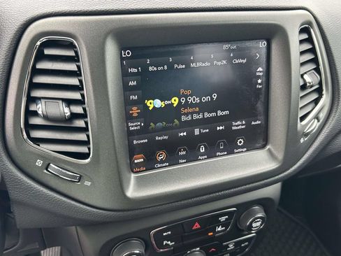 Used 2020 Jeep Compass Trailhawk w/ Advanced Safety Group AWD/4WD image 23