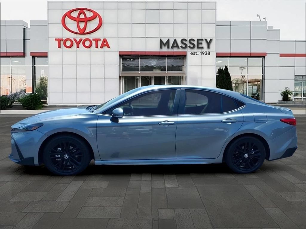 Used 2025 Toyota Camry SE FWD image 6