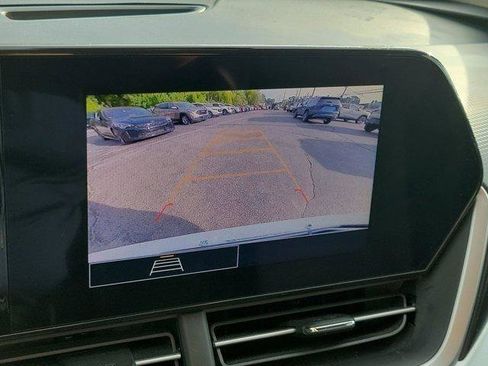 Used 2024 Chevrolet Trax LS FWD image 27