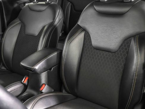 Used 2018 Jeep Compass Latitude w/ Popular Equipment Group image 22