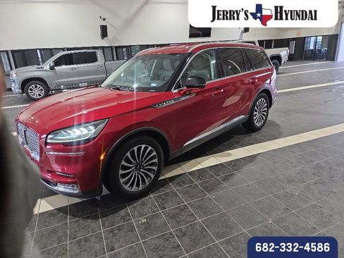 Used 2020 Lincoln Aviator Reserve w/ Elements Package Plus RWD image 1
