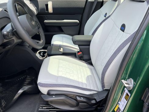 Used 2025 MINI Cooper Countryman SE image 10