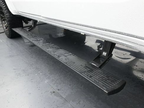 Used 2022 RAM 1500 Laramie RWD image 37