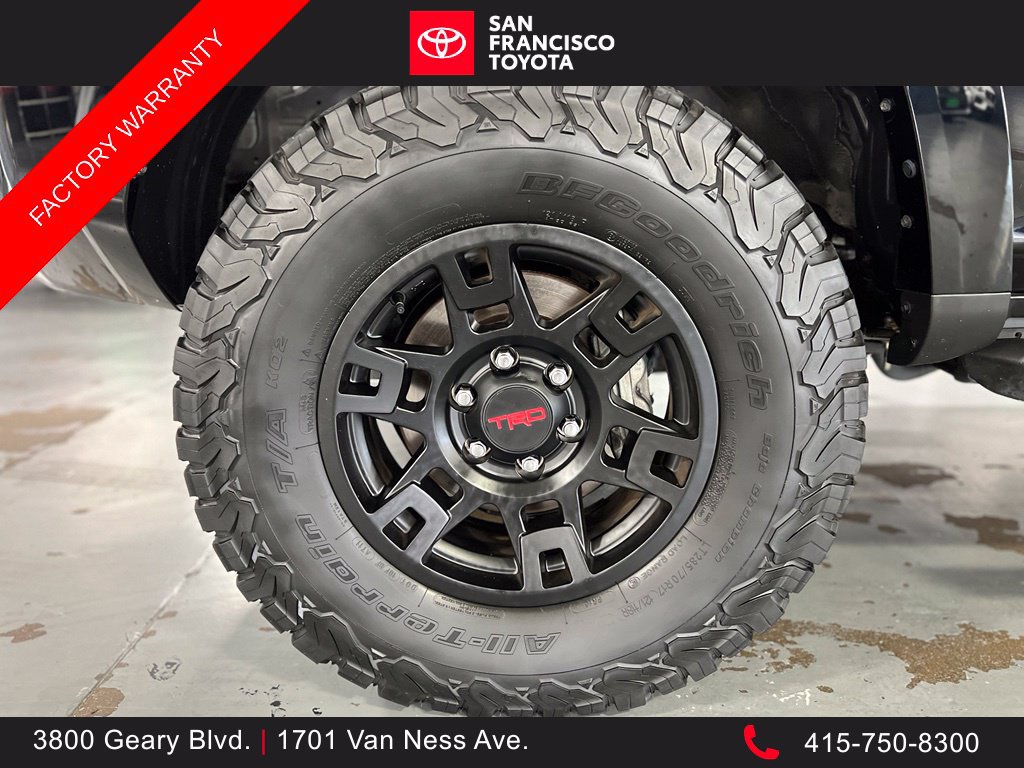 Used 2023 Toyota 4Runner TRD Off-Road Premium w/ Moonroof Package AWD/4WD image 9