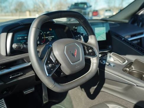 Used 2024 Chevrolet Corvette Stingray Preferred Cpe w/ 2LT image 21