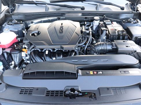 Used 2025 Hyundai Sonata SEL FWD image 18