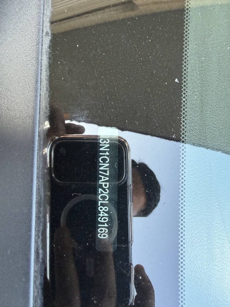 Used 2012 Nissan Versa S FWD image 15
