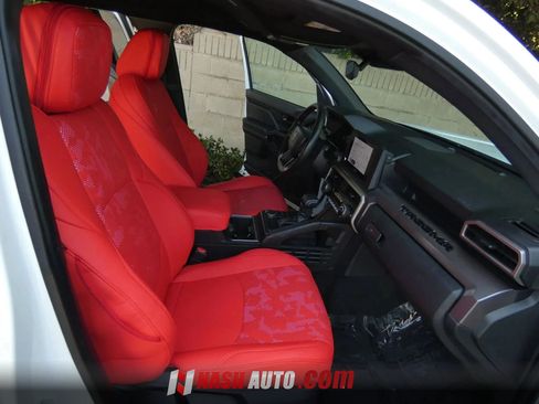 Used 2025 Toyota Tacoma SR RWD image 28