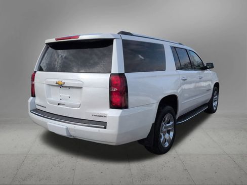 Used 2019 Chevrolet Suburban Premier image 6