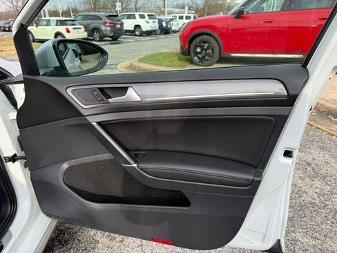 Used 2019 Volkswagen Golf Alltrack SEL image 48