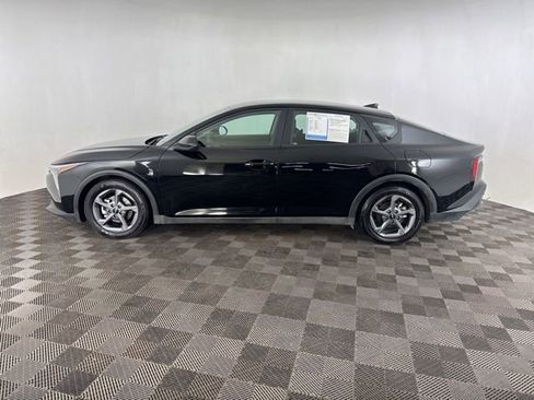 Used 2025 Kia K4 LXS image 10
