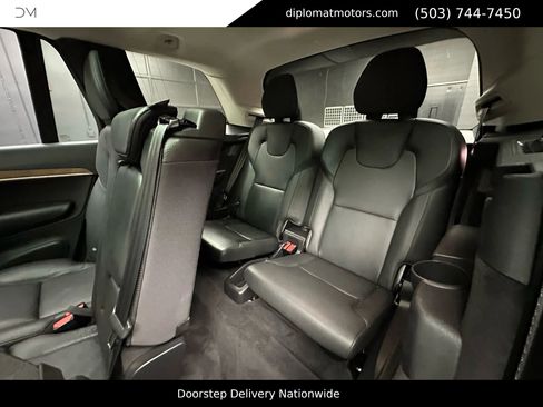 Used 2024 Volvo XC90 B6 Plus image 22