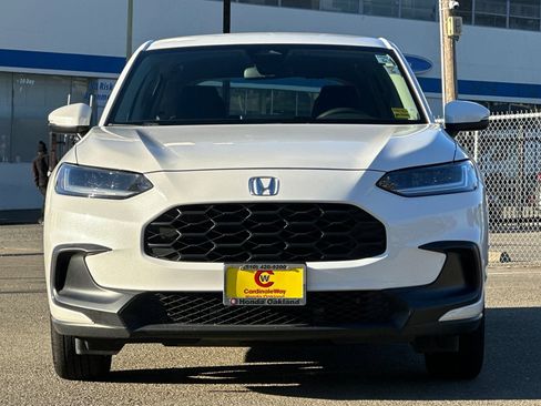 Used 2023 Honda HR-V LX image 10