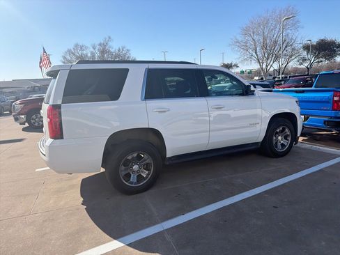 Used 2018 Chevrolet Tahoe LS image 4